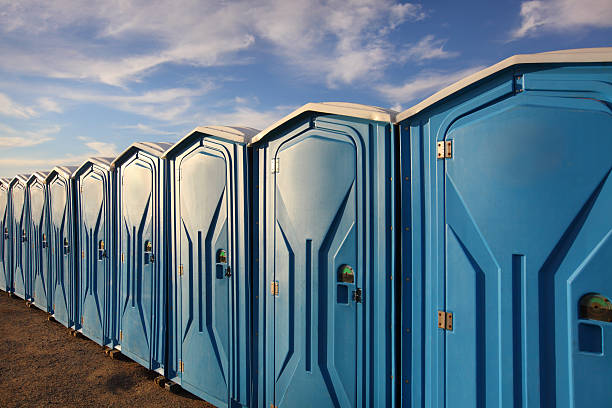 Best Restroom Trailer for Corporate Events  in Linln Park, CO